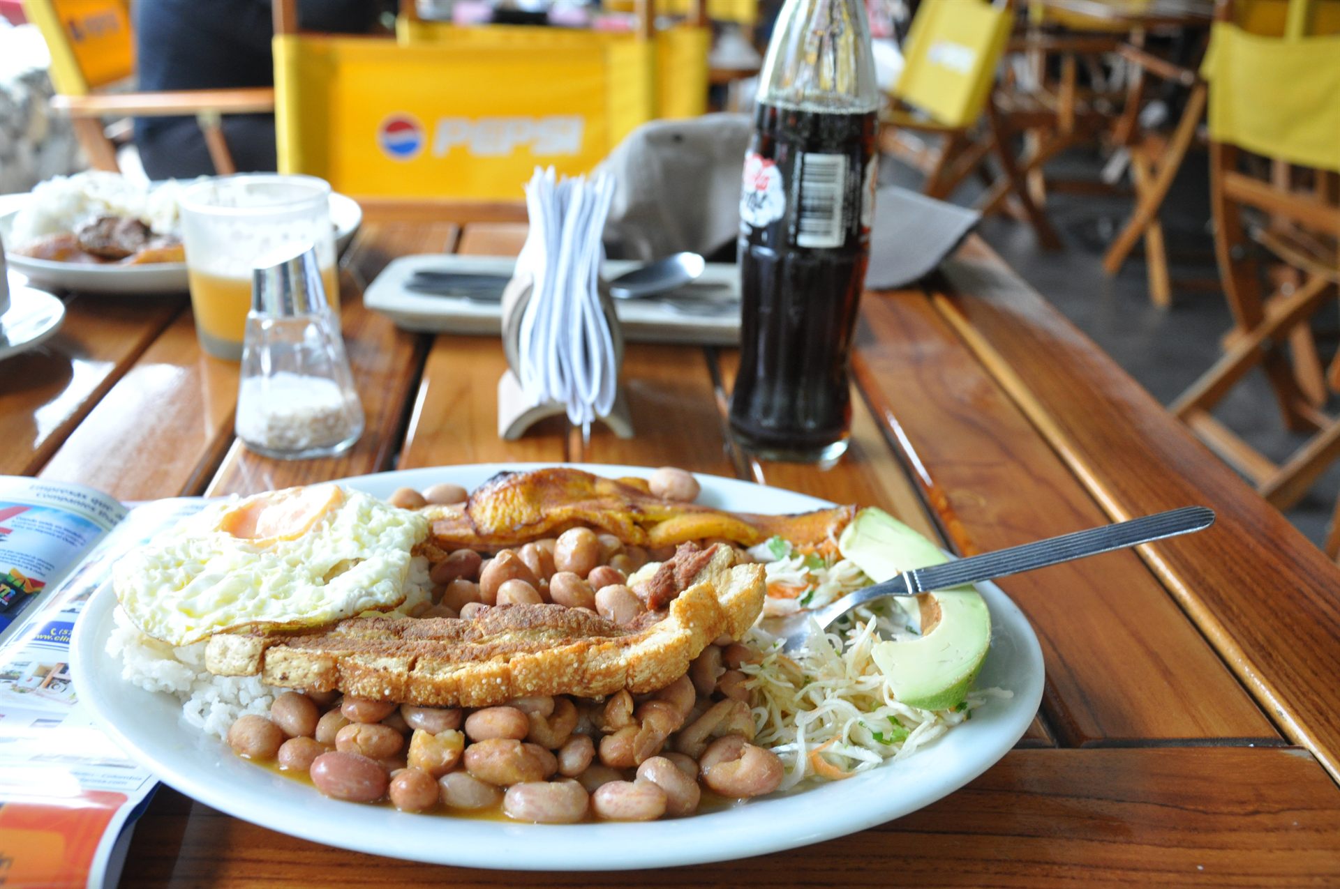 Gastronomía colombiana bandeja paisa